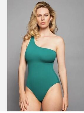 TA3 Sidey Swimsuit. Women's One-Piece Swimsuit